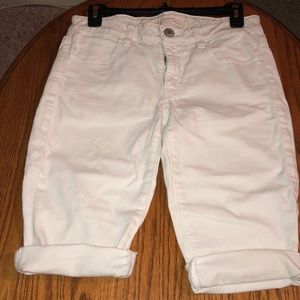 American eagle jean capris